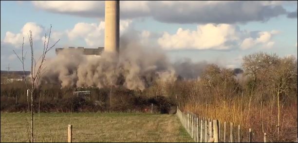 Καρέ καρέ η έκρηξη στον σταθμό παραγωγής ηλεκτρικής ενέργειας – ΒΙΝΤΕΟ