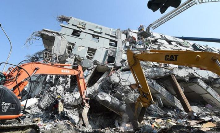 Ταϊβάν – Δύο άτομα ανασύρθηκαν ζωντανά 48 ώρες μετά το σεισμό