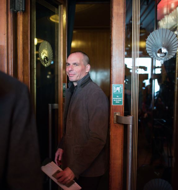 Βαρουφάκης: Η Ευρώπη ή θα εκδημοκρατιστεί ή θα αποσυντεθεί