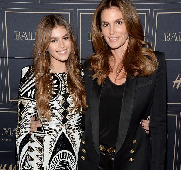 Πιο εντυπωσιακή από την μητέρα της η Κάια Κρόφορντ – ΦΩΤΟ