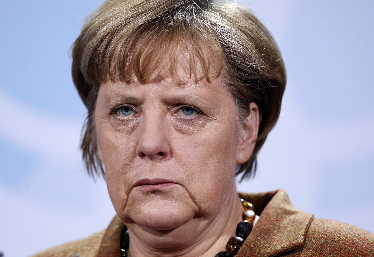 ZDF: Διχάζει η προσφυγική πολιτική της Μέρκελ