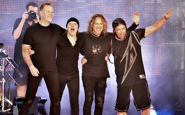 Oι Metallica κυκλοφορούν δίσκο προς τιμήν των θυμάτων του Μπατακλάν