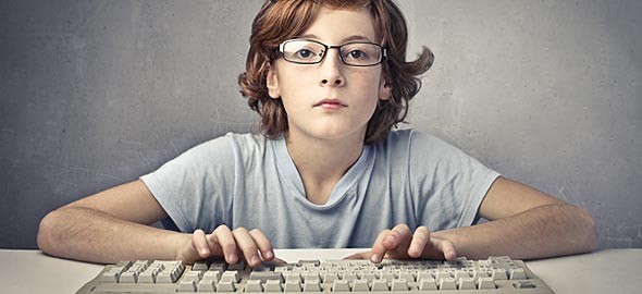 Γιατί ένα παιδί είναι συνέχεια στον υπολογιστή- Τα ψυχολογικά αίτια