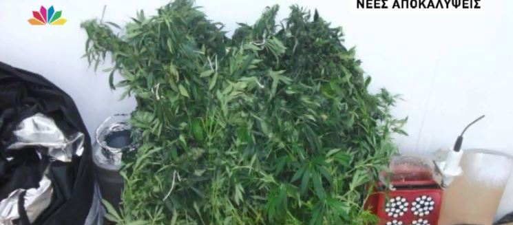 Το “τσόκο”, η “κρεμούλα” και η “καυτή” ατζέντα του Κολωνακίου – ΒΙΝΤΕΟ