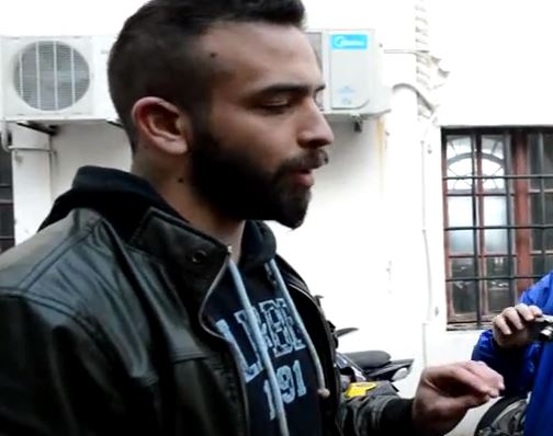 Δημοσιογράφος της Κω καταγγέλλει αστυνομική βία – ΒΙΝΤΕΟ