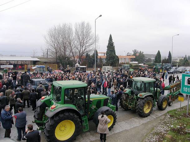 Επ’ αόριστον κλειστά τα Τέμπη – Ετοιμάζουν κάθοδο στην Αθήνα οι αγρότες