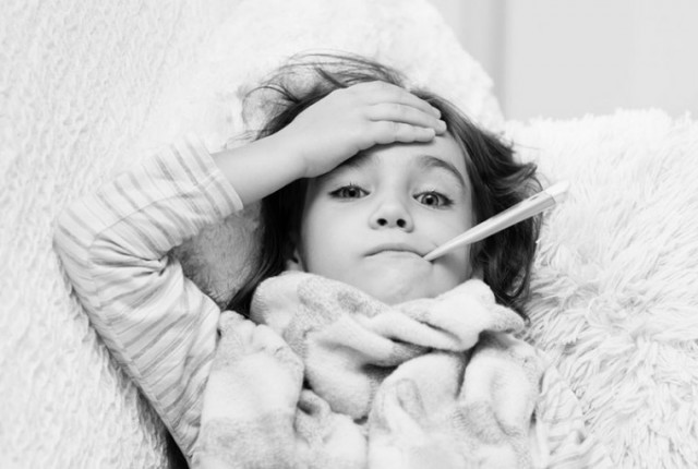 10 συμβουλές για να γλιτώσει το παιδί σου από τη γρίπη