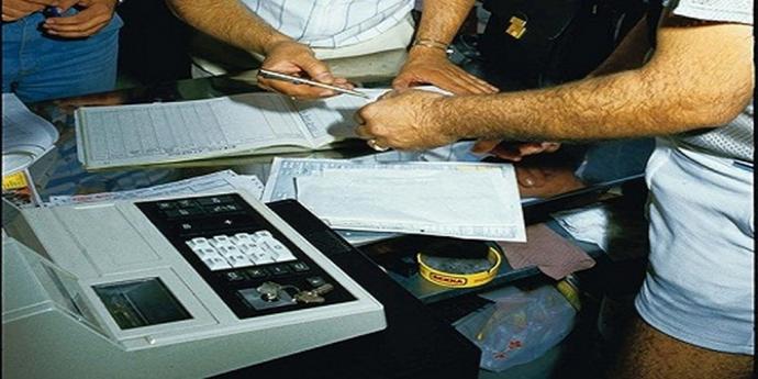 Μπαράζ ελέγχων σε καφετέριες και ταβέρνες