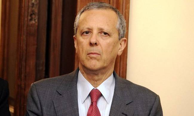 Ο Μπαλτάκος κάνει κόμμα