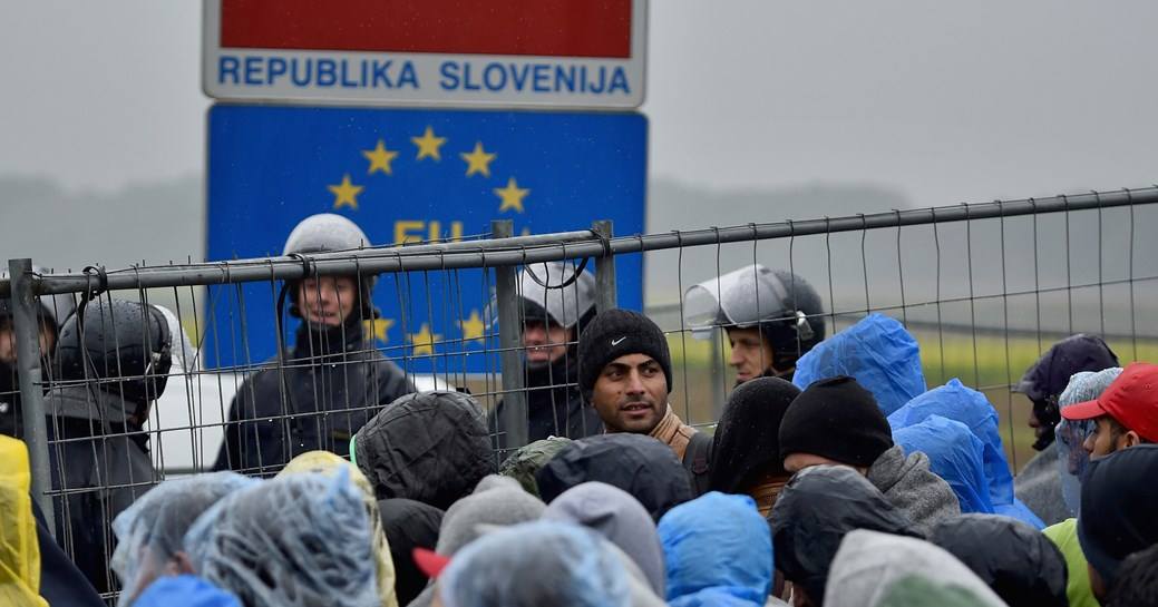 Σλοβενία: Τρίμηνη εξουσιοδότηση του στρατού για τις προσφυγικές ροές