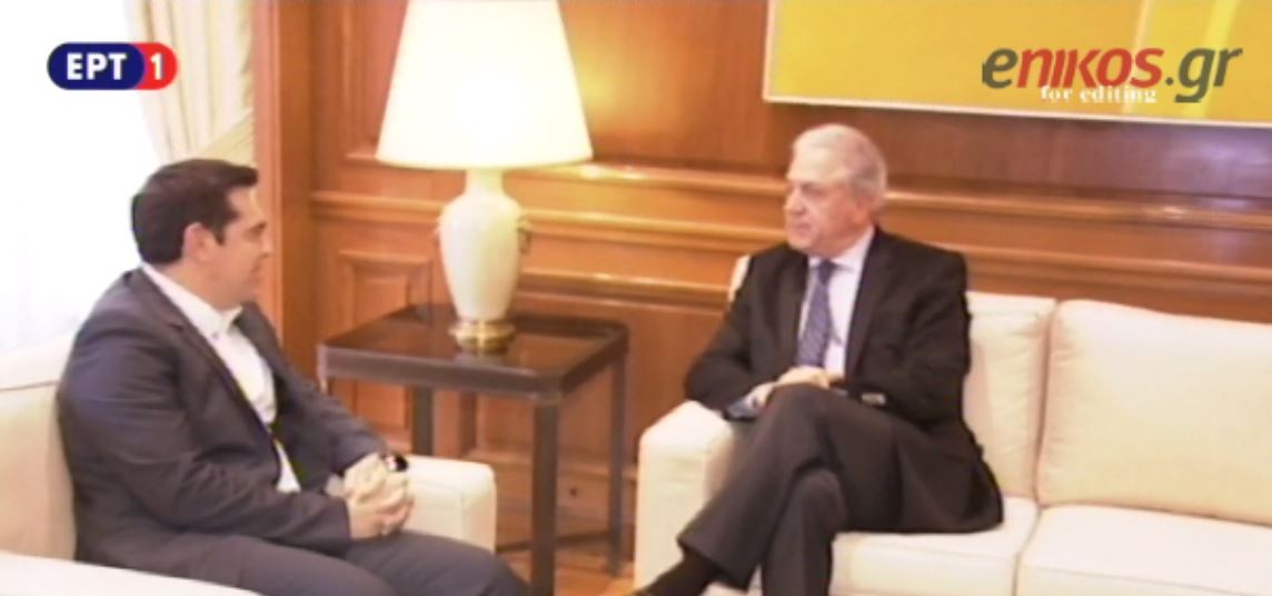 Ο διάλογος Τσίπρα-Αβραμόπουλου μπροστά στις κάμερες – ΒΙΝΤΕΟ