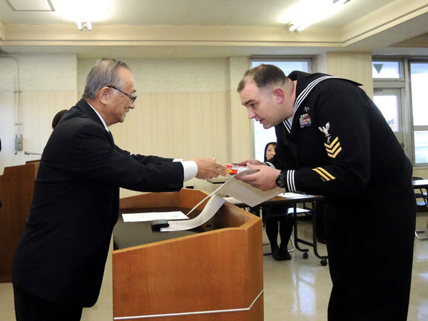 perierga.gr - Πράγματα που δεν πρέπει να κάνετε στην Ιαπωνία!