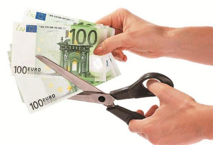 ΕΕ: Χαμηλότεροι μισθοί και συντάξεις για τις γυναίκες το 2015