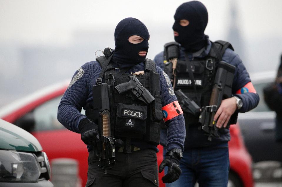 Βρυξέλλες: Επιβεβαιώθηκαν οι 6 συλλήψεις, οι 3 έγιναν έξω από το γραφείο του Εισαγγελέα