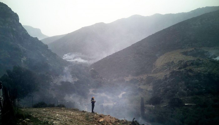 Μαίνεται η φωτιά στο Σφηνάρι Κισσάμου – ΦΩΤΟ