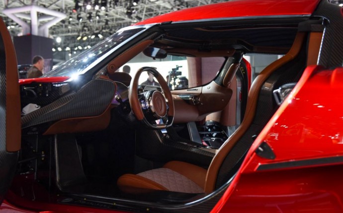 Koenigsegg Regera: Το αντίπαλον δέος της Buggati με κόστος μόλις 2 εκατ. δολάρια