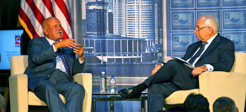 Ο Έλληνας επιχειρηματίας που λατρεύει το χόκεϊ στον πάγο