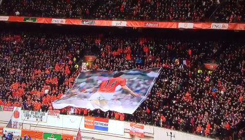 Έτσι αποχαιρέτησαν τον Κρόιφ στο “Άμστερνταμ Αρένα” – ΒΙΝΤΕΟ