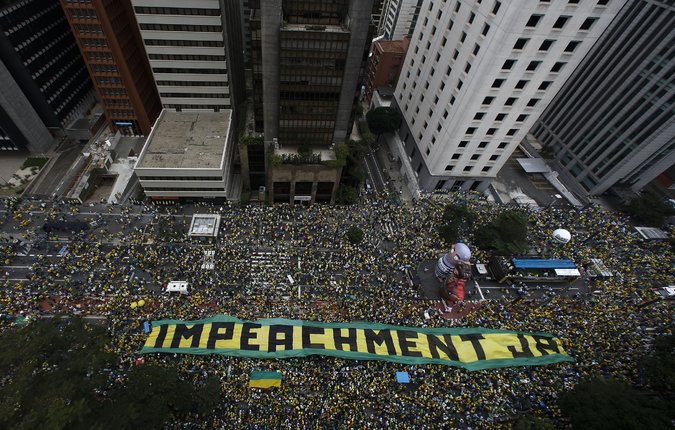Βραζιλία: Ο κόσμος στους δρόμους κατά της Ρουσέφ – ΒΙΝΤΕΟ