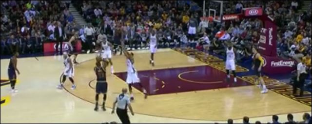 Ο Αντετοκούνμπο “έσβησε τα φώτα” στον Λεμπρόν – ΒΙΝΤΕΟ