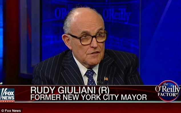 “Η Κλίντον θα έπρεπε να θεωρείται ιδρυτικό μέλος του ISIS”