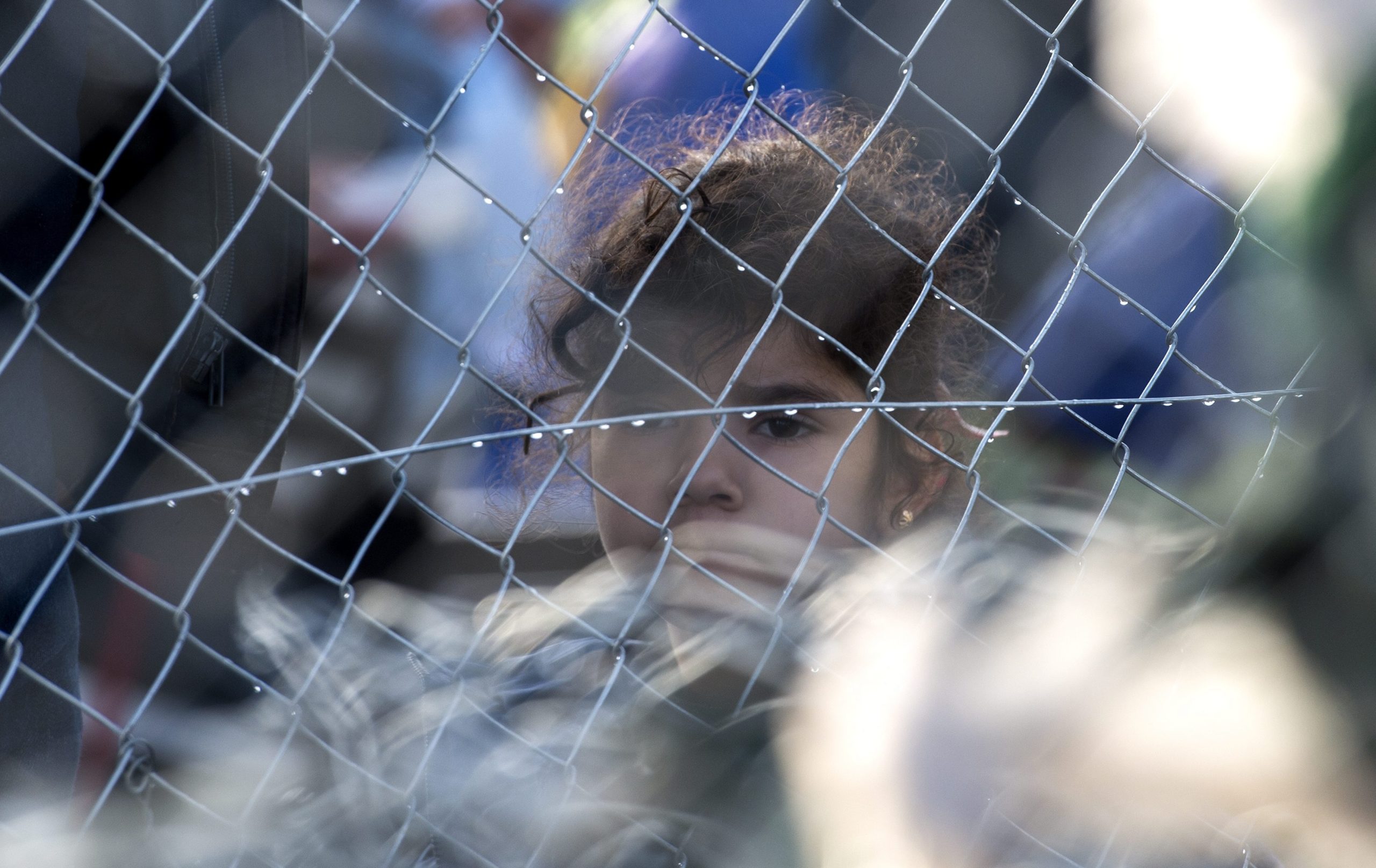 Πρόσφυγες και μετανάστες αντιμέτωποι με κρύο και επιδημίες