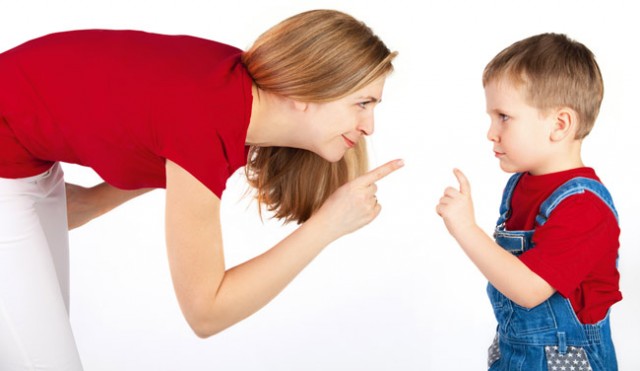 Oι καλύτεροι τρόποι να πειθαρχήσει ένα παιδί χωρίς τιμωρία