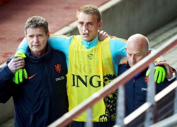 Κάταγμα στη μύτη ο Σίλεσεν – BINTEO