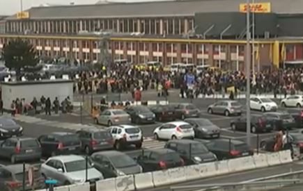 Live όλες οι εξελίξεις από τις φονικές εκρήξεις στις Βρυξέλλες