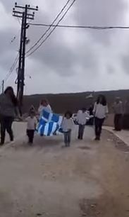 Συγκινούν οι 4 μαθητές που παρέλασαν στη Γαύδο – ΒΙΝΤΕΟ