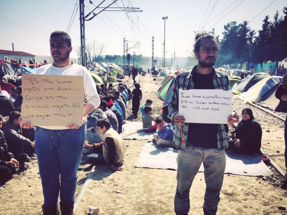 Δύο παράλληλες συγκεντρώσεις στην Ειδομένη για τα κλειστά σύνορα