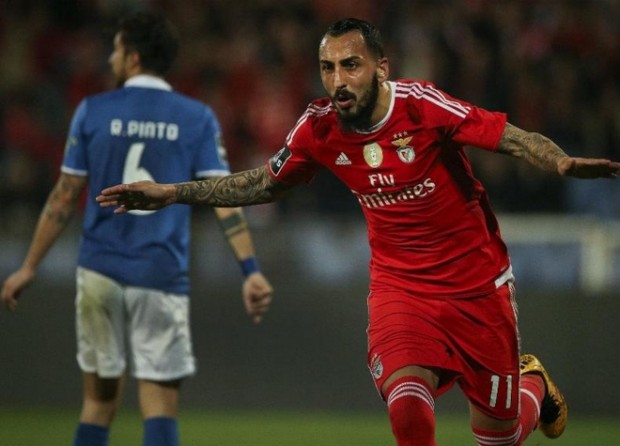 Το «ευχαριστώ» του Μήτρογλου στους οπαδούς της Μπενφίκα – ΦΩΤΟ