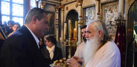 Στο μνημόσυνο του Πανανά ο Καμμένος – ΦΩΤΟ