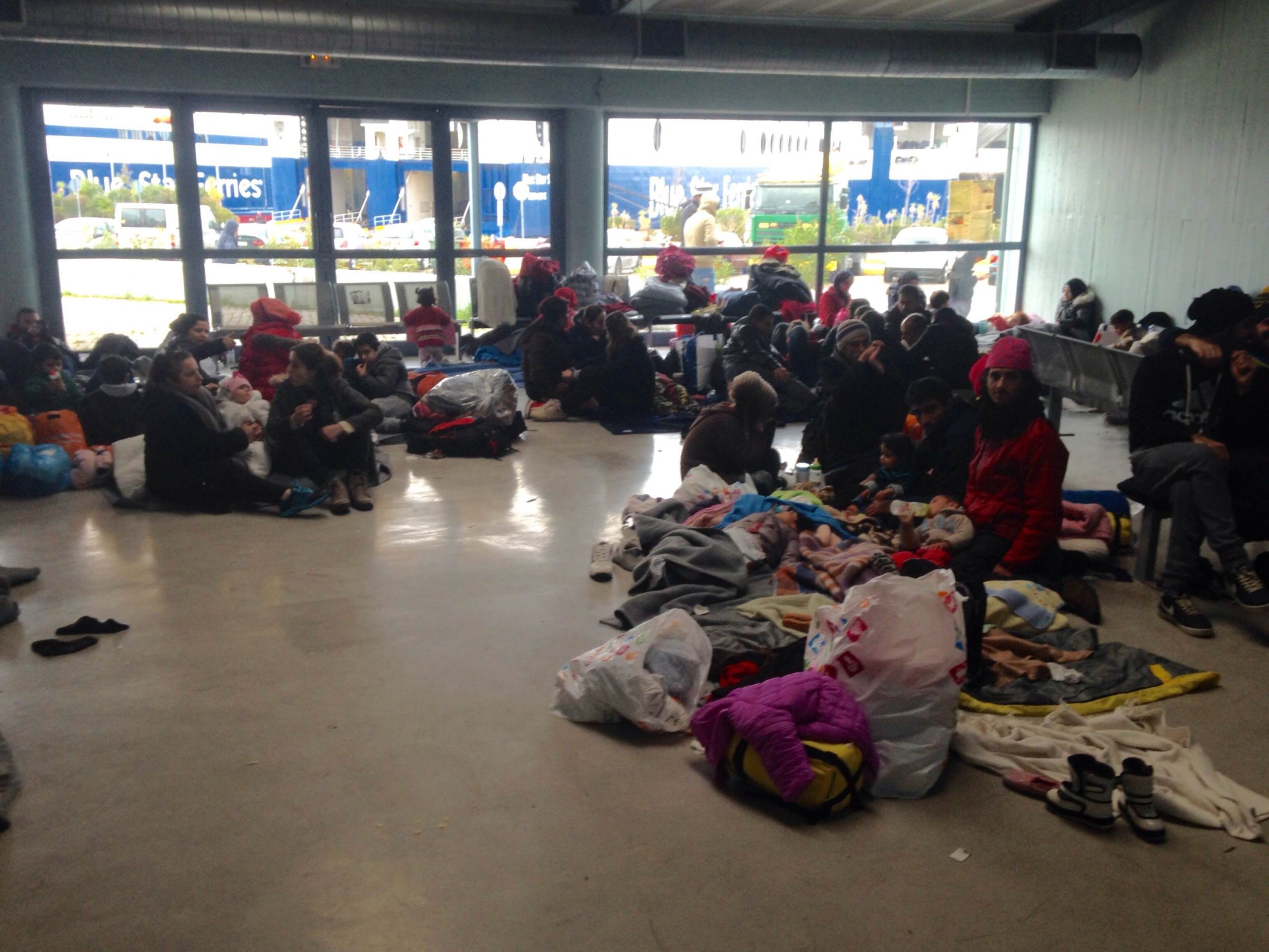 4.500 πρόσφυγες και μετανάστες στο λιμάνι του Πειραιά