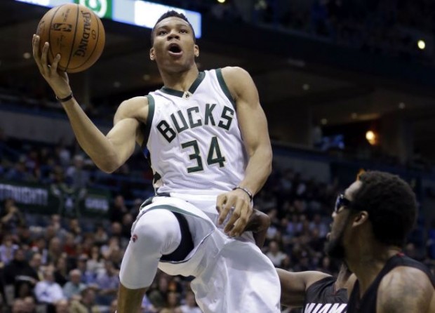 Στο Top – 10 του NBA o Αντετοκούνμπο – ΒΙΝΤΕΟ