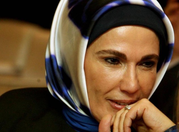 Νοσταλγεί τα χαρέμια η σύζυγος του Ερντογάν