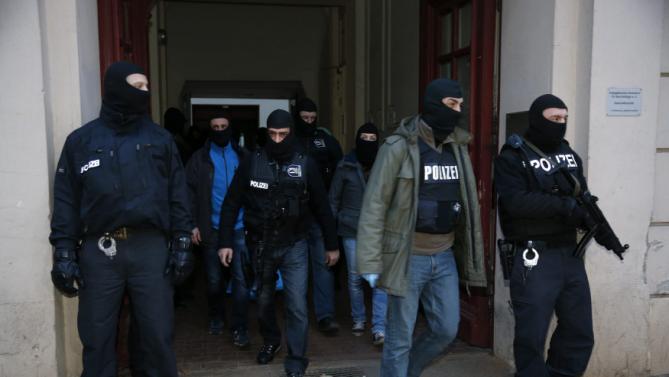 Υποψίες ότι ο συλληφθείς στη Γερμανία συνδέεται με τις επιθέσεις στις Βρυξέλλες