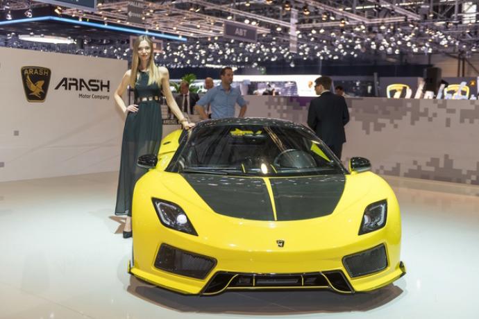 Όλα τα “καυτά” μοντέλα της Γενεύης – ΦΩΤΟ