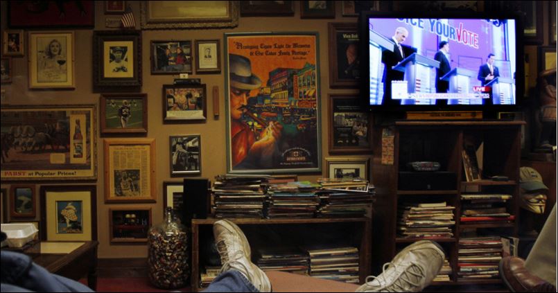 Έσπασαν το ρεκόρ Γκίνες βλέποντας… τηλεόραση