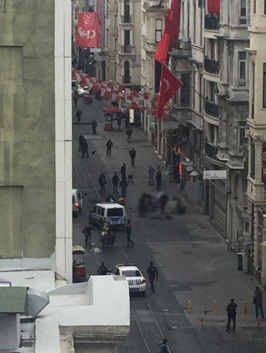 Δυο νεκροί από τη έκρηξη στην Κωνσταντινούπολη – ΦΩΤΟ