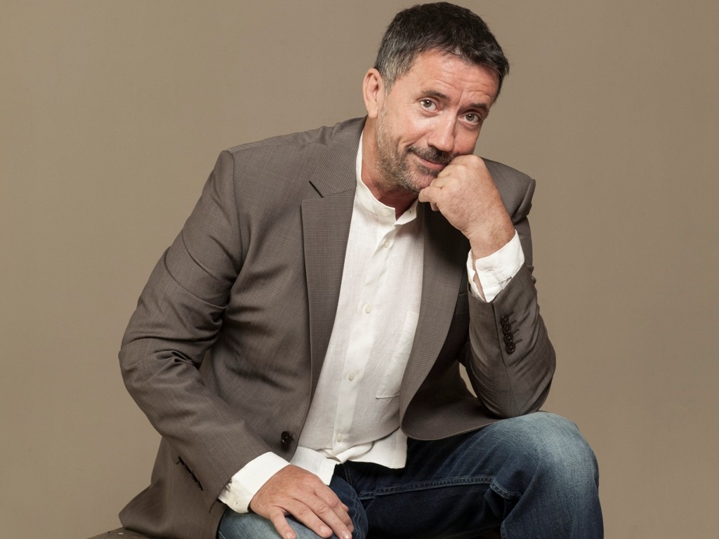 Ο Παπαδόπουλος ετοιμάζει…Δείπνο ηλιθίων