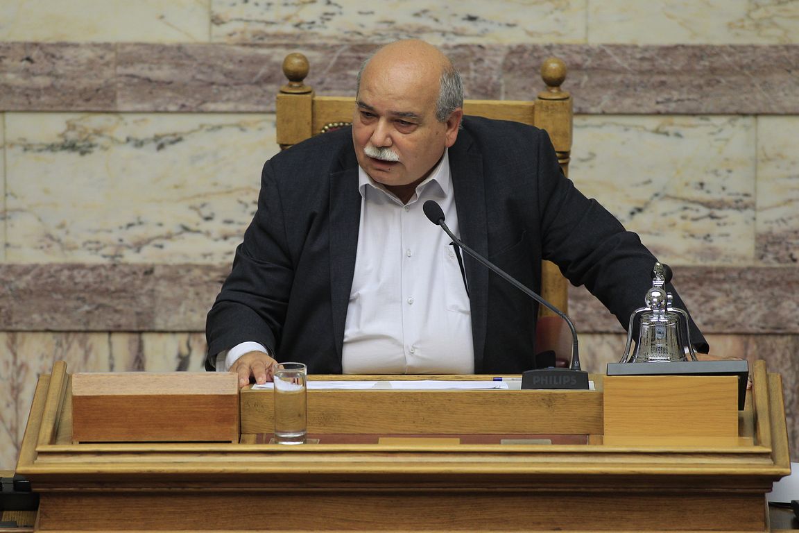 Ο Βούτσης για τον Μουζάλα: Κανείς δεν είναι υπό προθεσμία