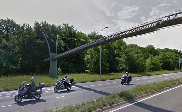 Η πιο… άχρηστη γέφυρα