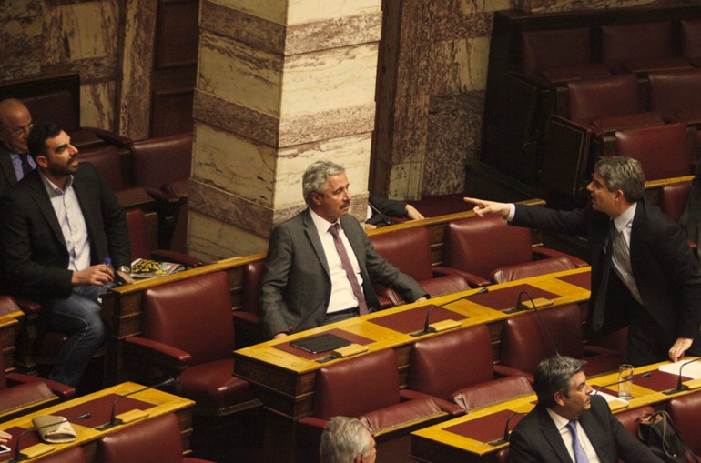 “Πόλεμος” Κωνσταντινόπουλου – Κωνσταντινέα στα social media