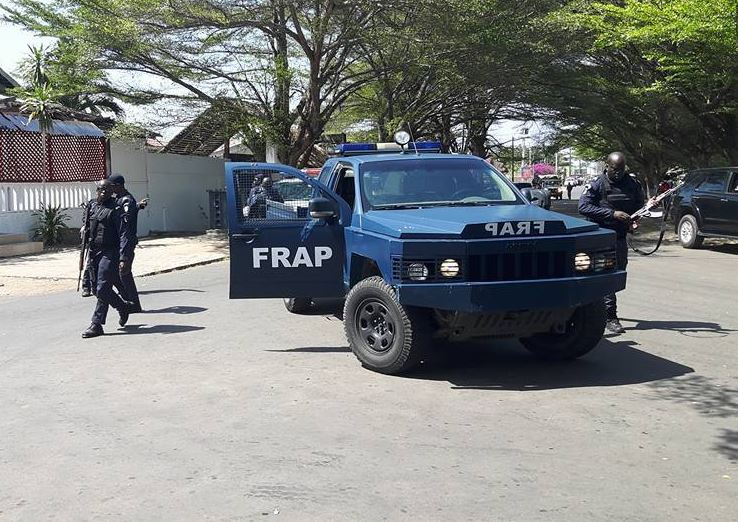 Τουλάχιστον 12 νεκροί από την επίθεση στο θέρετρο στην Ακτή Ελεφαντοστού – ΦΩΤΟ