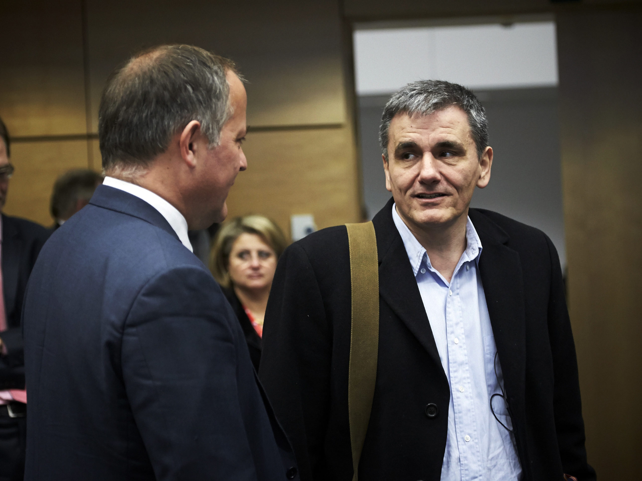 Το νέο σακίδιο του Τσακαλώτου – ΦΩΤΟ