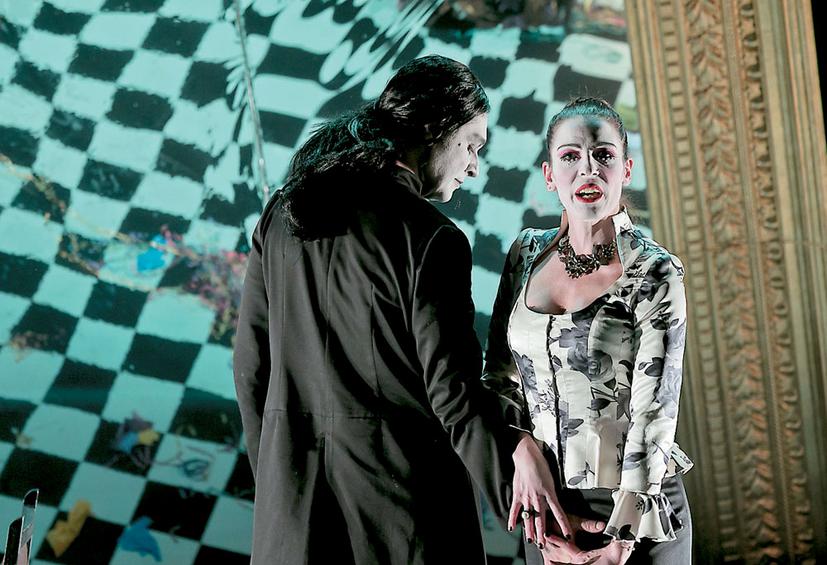 «Ταρτούφος» και του χρόνου;