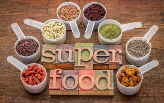 Ποιο φρούτο έχει περισσότερη βιταμίνη C ακόμη και από τα πορτοκάλια