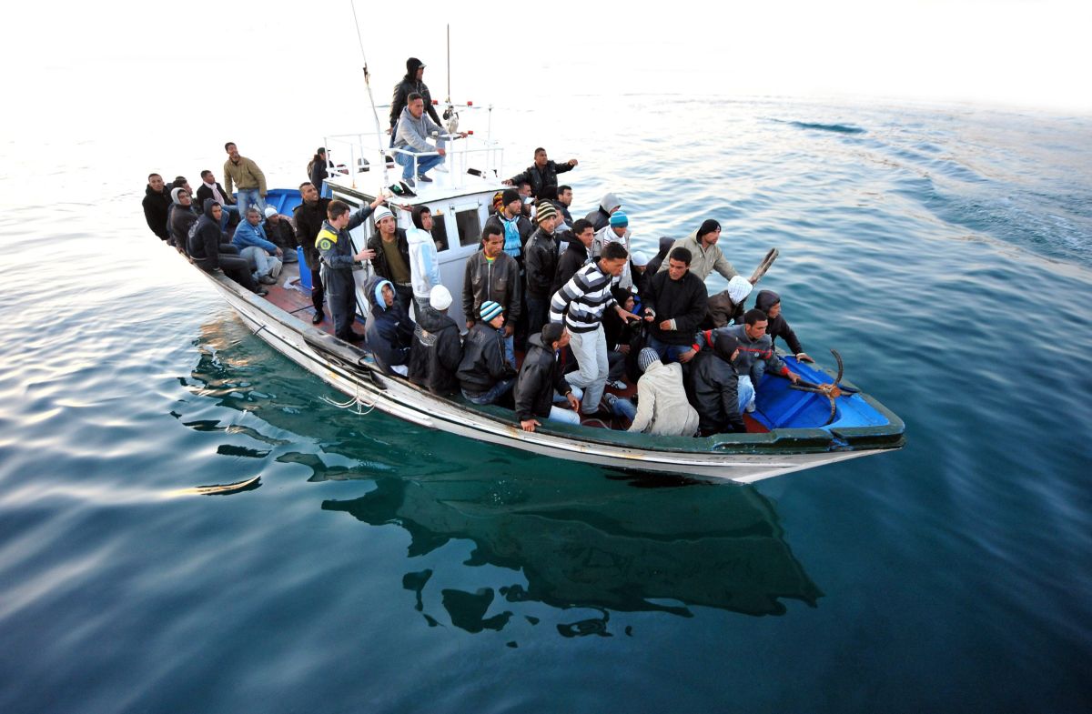 752 μετανάστες διασώθηκαν νότια της Σικελίας