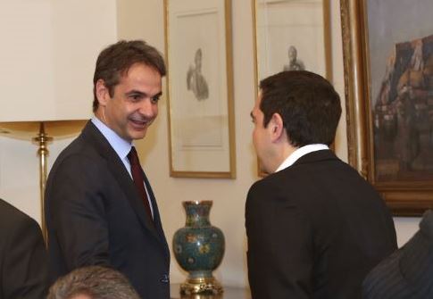 Μετά από 8ωρο συμβούλιο αρχηγών, ο Κυριάκος Μητσοτάκης γιόρτασε και τα γενέθλια του – ΦΩΤΟ